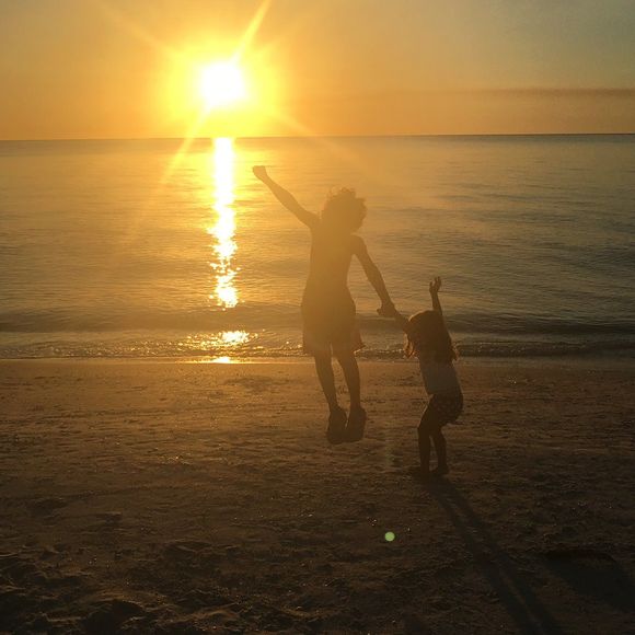 Meet your Posher, Sean - Picture 2 of 3